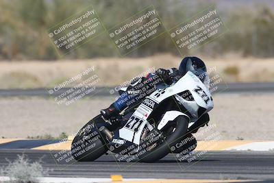 media/Oct-30-2025-Racers Edge (Thu) [[dabbdaf680]]/2-A Group/Session 5 (Turn 6)/